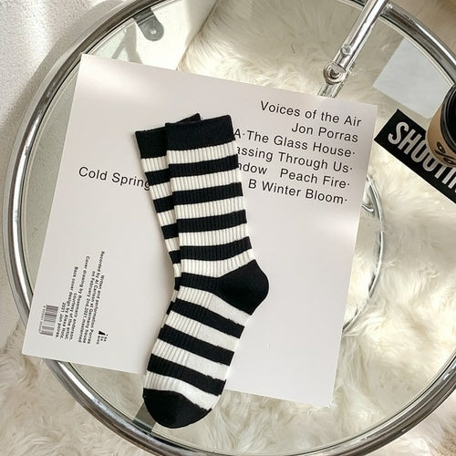 Women Socks Autumn Simple Casual Black White Striped Pile Socks